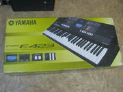 Продам синтезатор YAMAHA PSR-E423